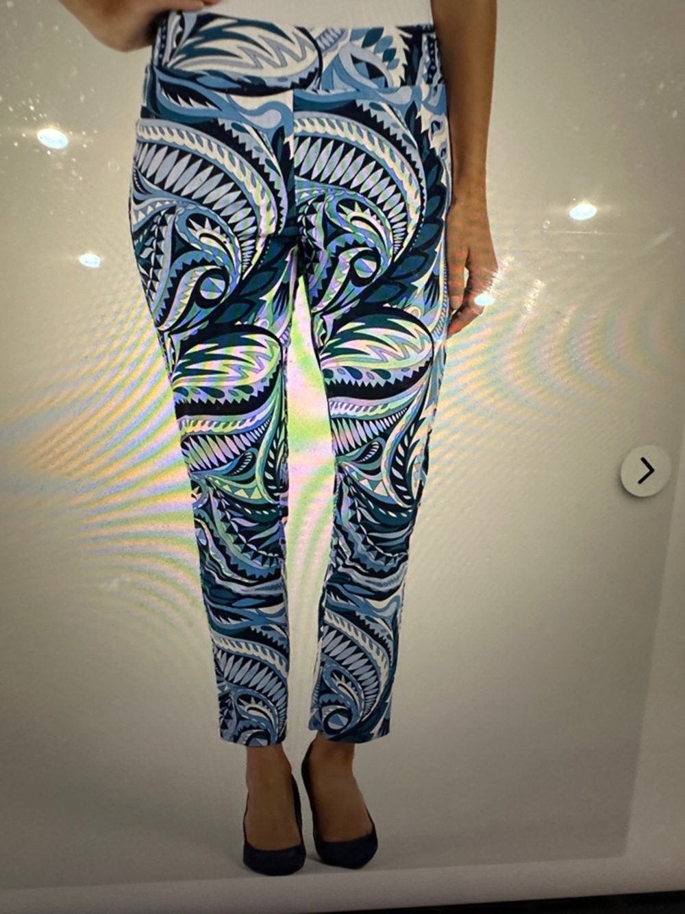 Jude Connally Blue Paisley Stretch Lucia Ankle Pants, size Medium, new